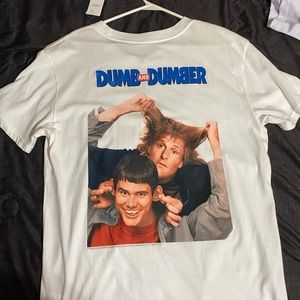 Graphic tee size small color white